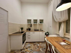 Cozy studio flat in the heart of Budapest
